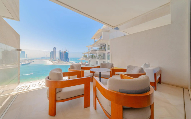 DXB - Five - 31006 - PJ