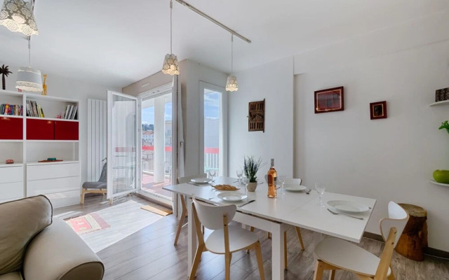 Three-roomed With Terrace & Garage - 7th Heart