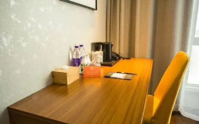 Durian Canday Hotel (Pizhou Wanxing Commercial Street Store)