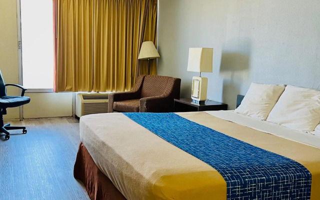 Travelodge by Wyndham Carlisle North