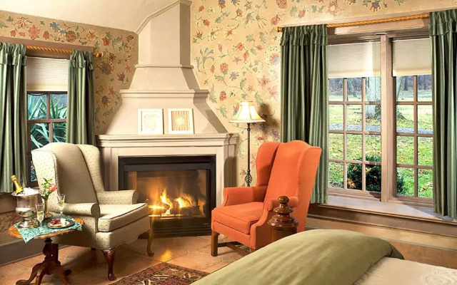 Hillbrook Inn