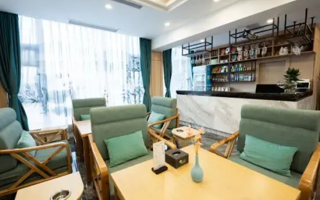 Panda Prince Hotel