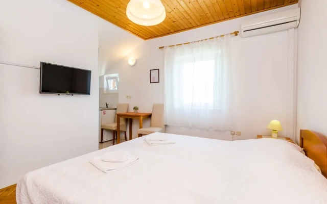 Apartments Mali Paradiso