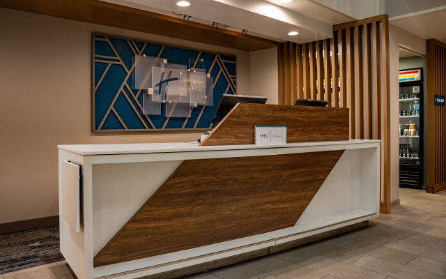 Holiday Inn Express Hotel & Suites West Chester by IHG