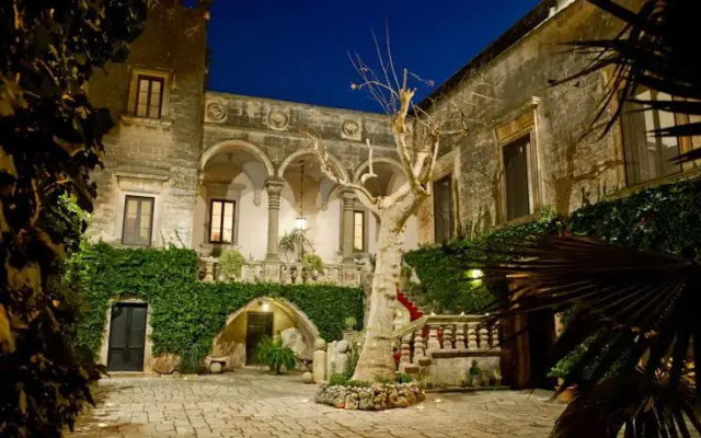 Castello Dentice di Frasso