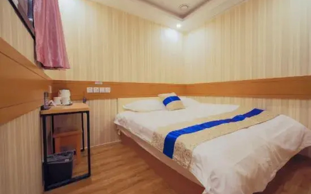 Super 8 (Beijing Life Garden International Hospital)