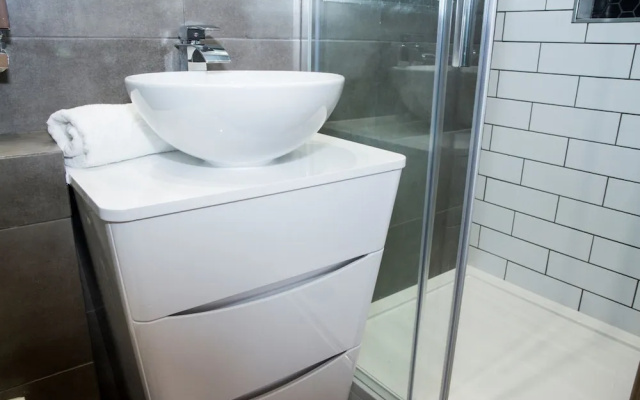 Urban By Signature Suites