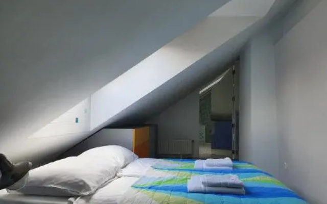 Jazzy Apartment
