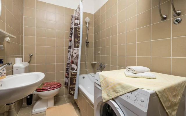 Beautiful Apartment in Stara Novalja With Wifi and 1 Bedrooms