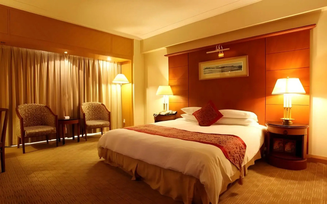 Ruishi Hotel Dalian