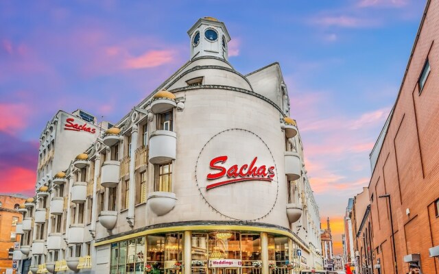 Отель Britannia Sachas Hotel Великобритания, Манчестер - 1 отзыв об отеле, цены и фото номеров - забронировать отель Britannia Sachas Hotel онлайн вид на фасад