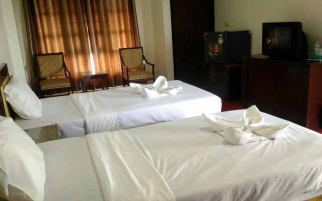 Thararom Chiangmai Hotel