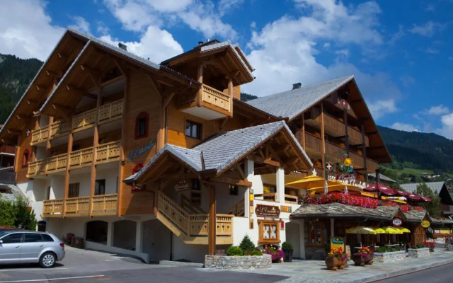 Hotel LEnsoleillé
