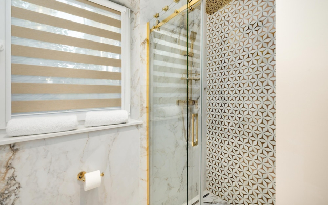 Comfortable 2-room Apartment, Indoor Pool