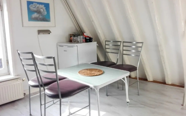 Jordaan Apartments - Canal Belt Area