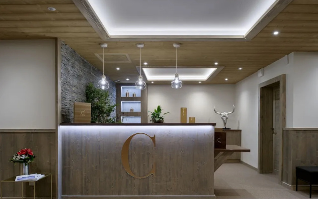 Le C Residence Apartment T4 Cabins A06