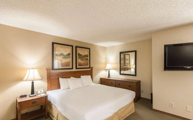 Southfork Ranch and Hotel