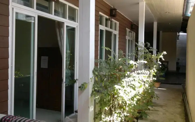Ban FahSai Guest House