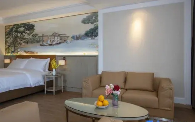 Vienna Hotel (Wuyuan Moore City store)