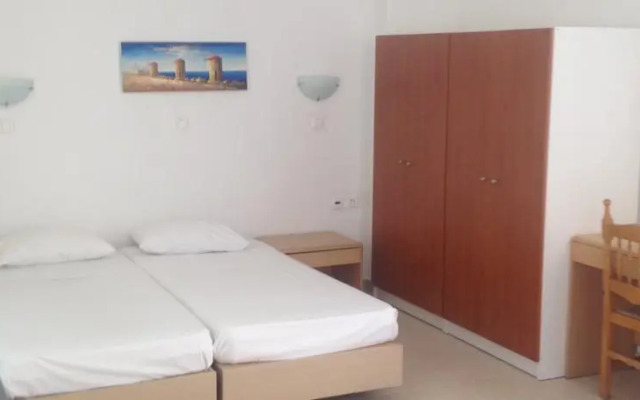 Pereches Hotel Apartments