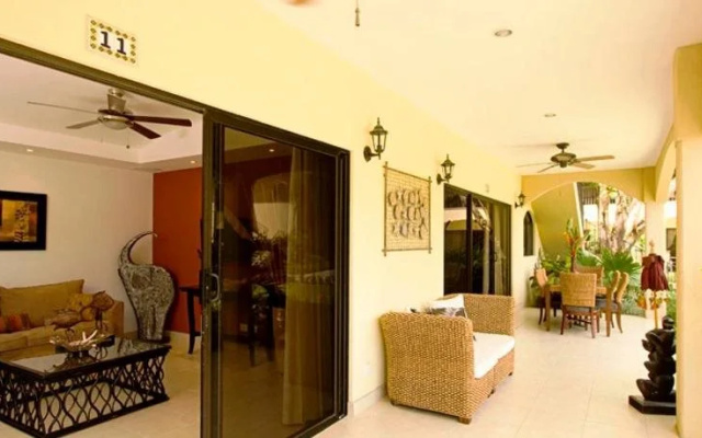 Casa del Sol -Villas Catalinas