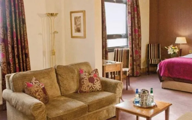 Strathspey Hotel