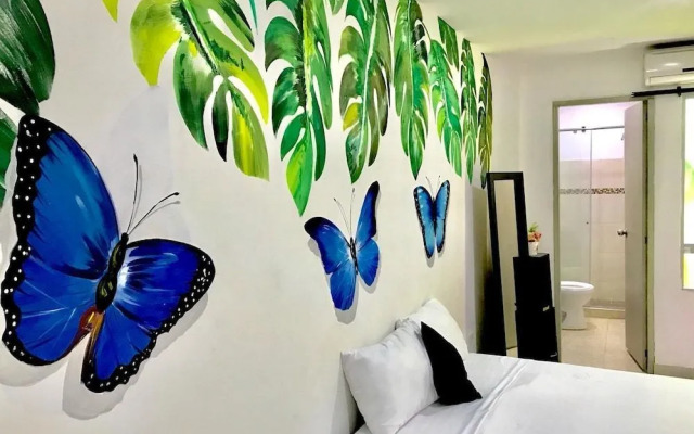 La Monarca Hostel