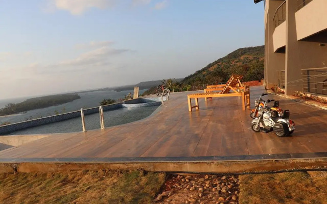 Sea Horizon Resort