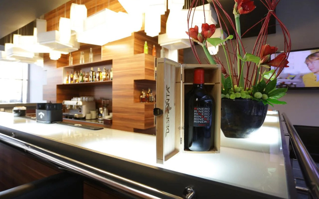 Warsaw Plaza Hotel
