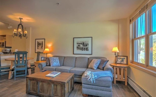 Cozy and Quaint 1 Bedroom Condo in the Heart of River Run Village