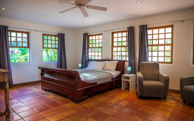 Quill Gardens Boutique Hotel