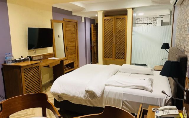 Tanga Beach Resort & Spa