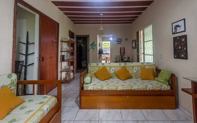 Casa de Campo com Piscina Sinuca e Churrasqueira