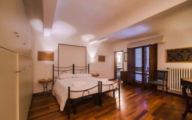 Отель Amazing View to Pitti Palace 3BD Apt комната для гостей