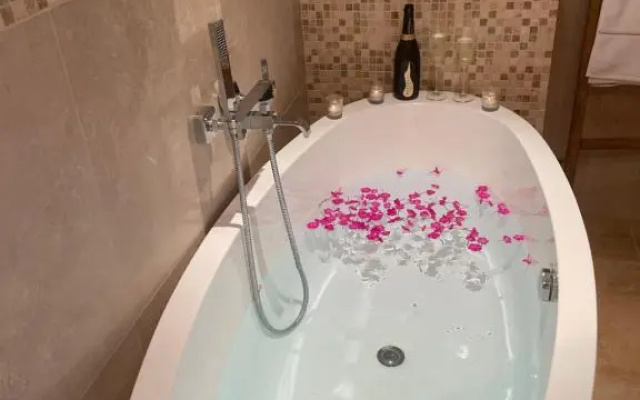 Fig&Olive Luxury one bedroom boutique in Pachna