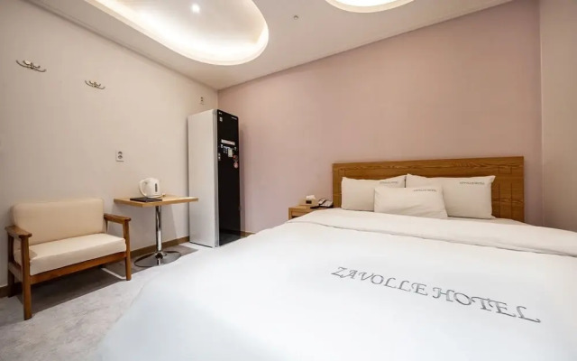 Zavolle Hotel