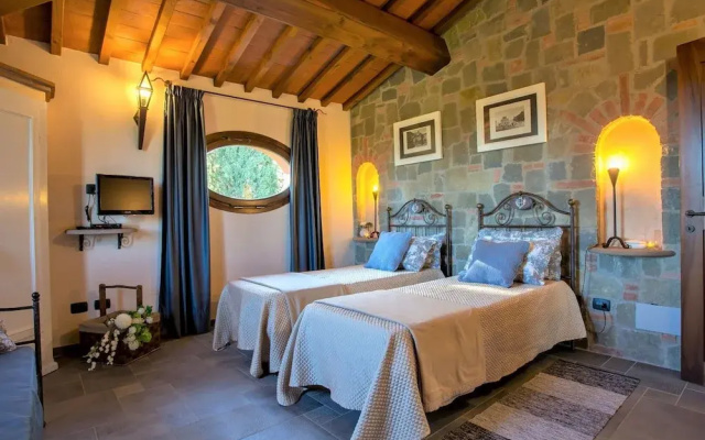 Spacious Peccioli Villa
