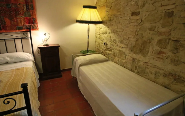 Cottage in Bettona With Pool & Near Assisi