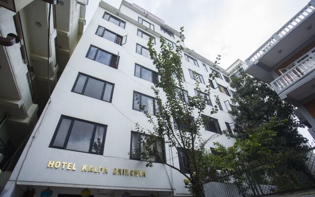 Отель OYO 149 Kalpa Brikshya Hotel Непал, Катманду - отзывы, цены и фото номеров - забронировать отель OYO 149 Kalpa Brikshya Hotel онлайн вид на фасад