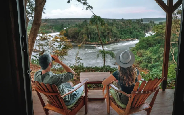 Adrift River Club