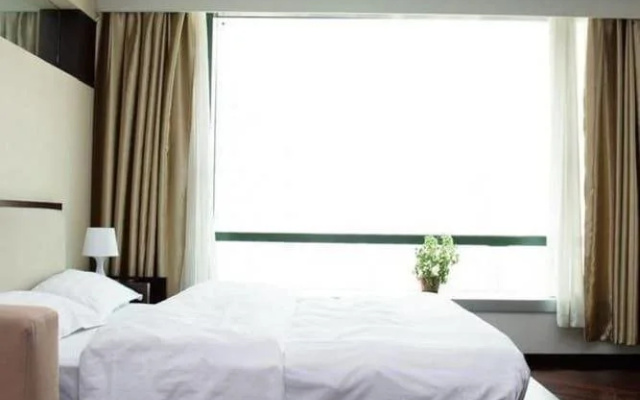 Century Shikong Yijia Apartment Hotel - Shanghai Jingan Temple
