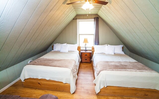 River Rd Treehouses Robins Roost In Bulverde United States Of