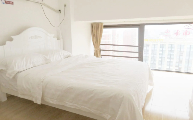 Yunzu Aparthotel (Huanlegu Branch)