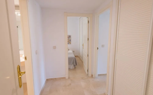 Central Puerto Banús Apartamento