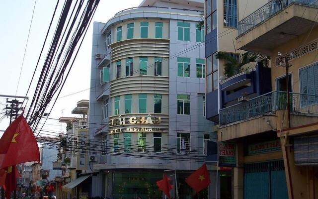 Hai Chau - Chau Doc Hotel вид на фасад