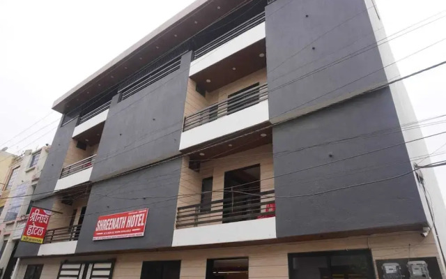 Shreenath Hotel