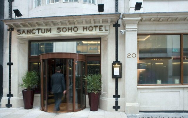 Sanctum Soho Hotel вид на фасад