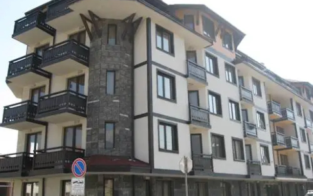 Snow Lodge Alexander Services Apartments
