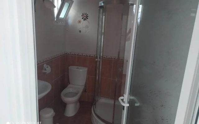 Poseidon studio 2