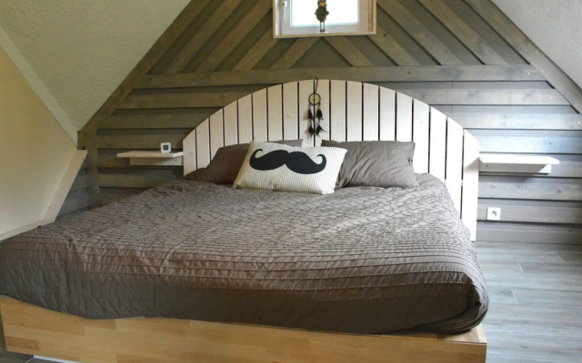 Chalet in Gesves With Roof Terrace, Garden, BBQ